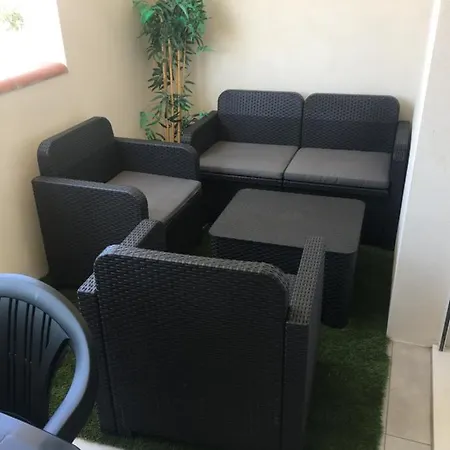 La Gold Room Jacuzzi Et Sauna Apartamento