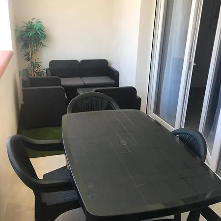 Appartement La Gold Room Jacuzzi Et Sauna *