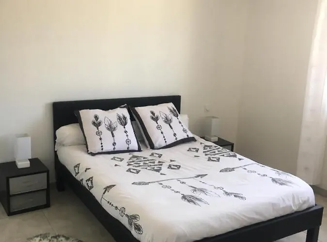 Apartment La Gold Room Jacuzzi Et Sauna *