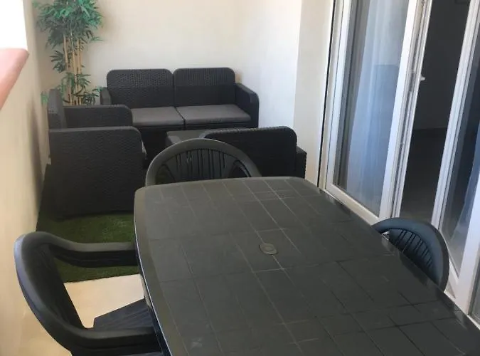 Apartamento La Gold Room Jacuzzi Et Sauna *