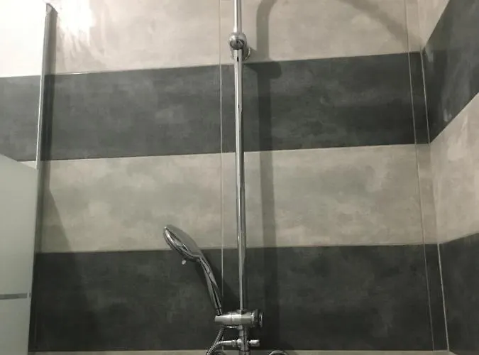 La Gold Room Jacuzzi Et Sauna * Perpiñán